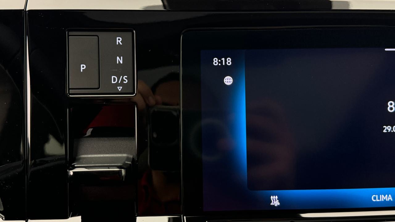 VW Multivan 1.5 eHybrid Life Edition Lang DSG-image-10