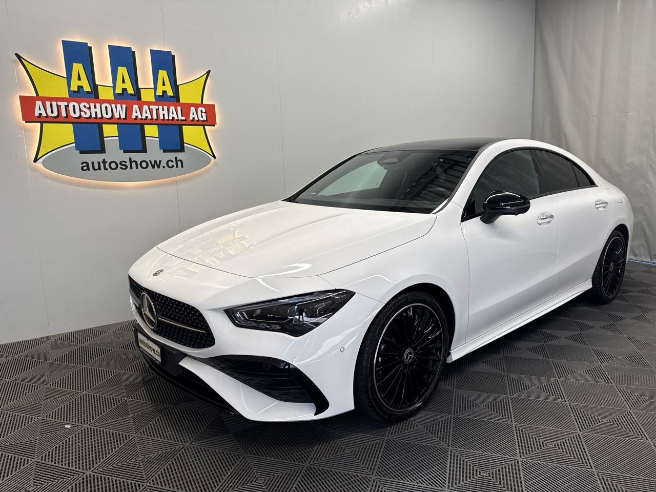 MERCEDES-BENZ CLA 200 AMG DCT