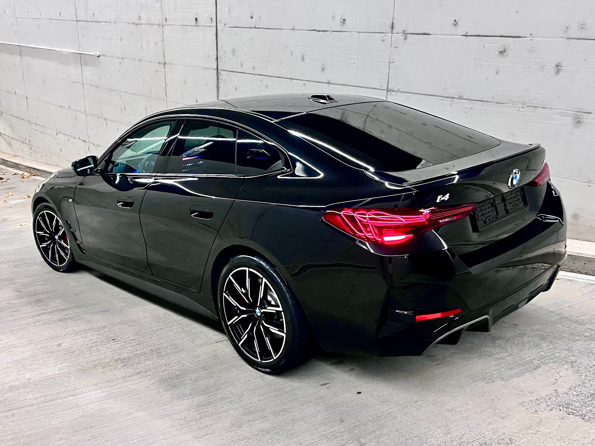 BMW M60 xDrive Gran Coupé-image-1