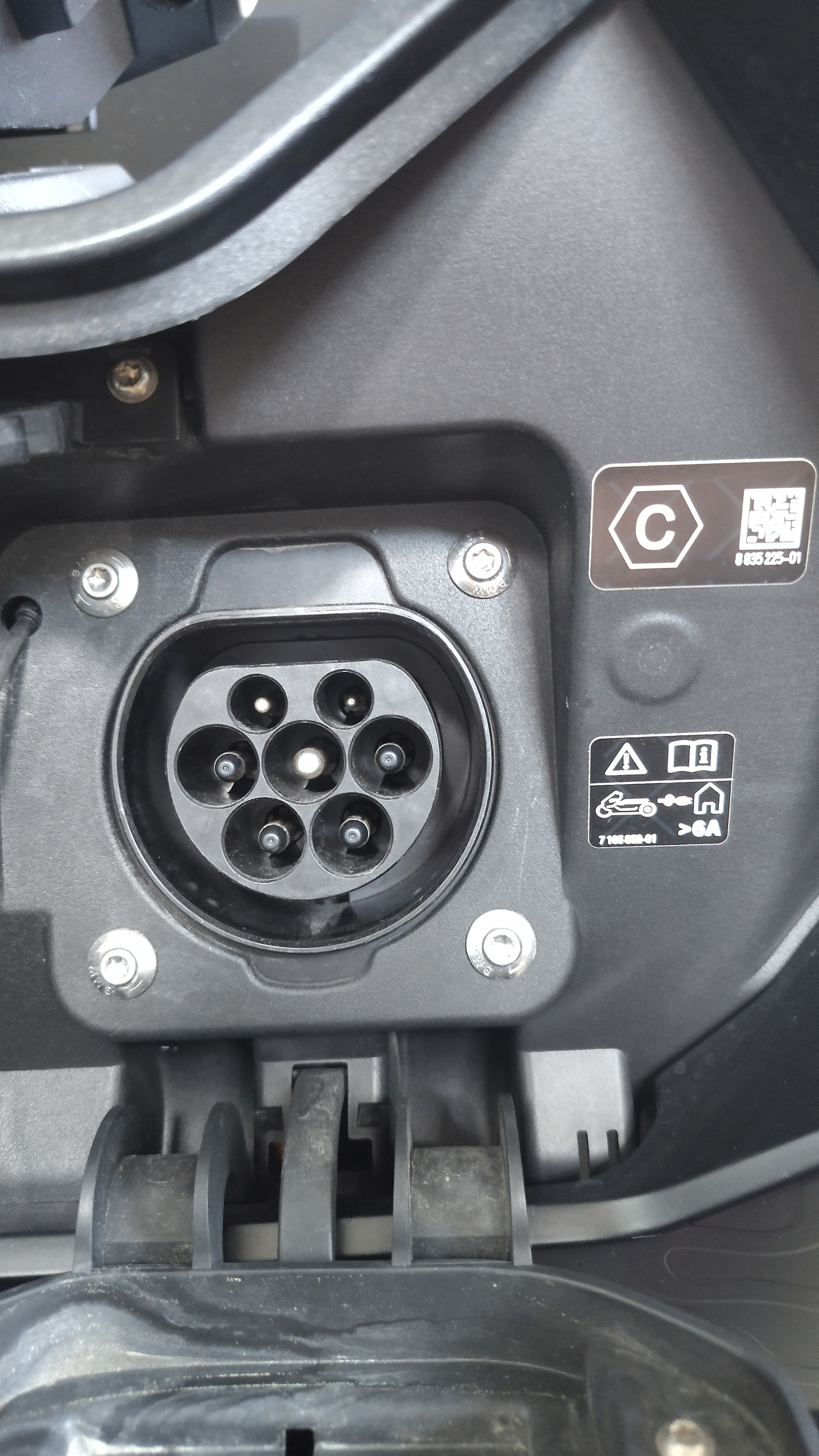 BMW CE 04-image-5