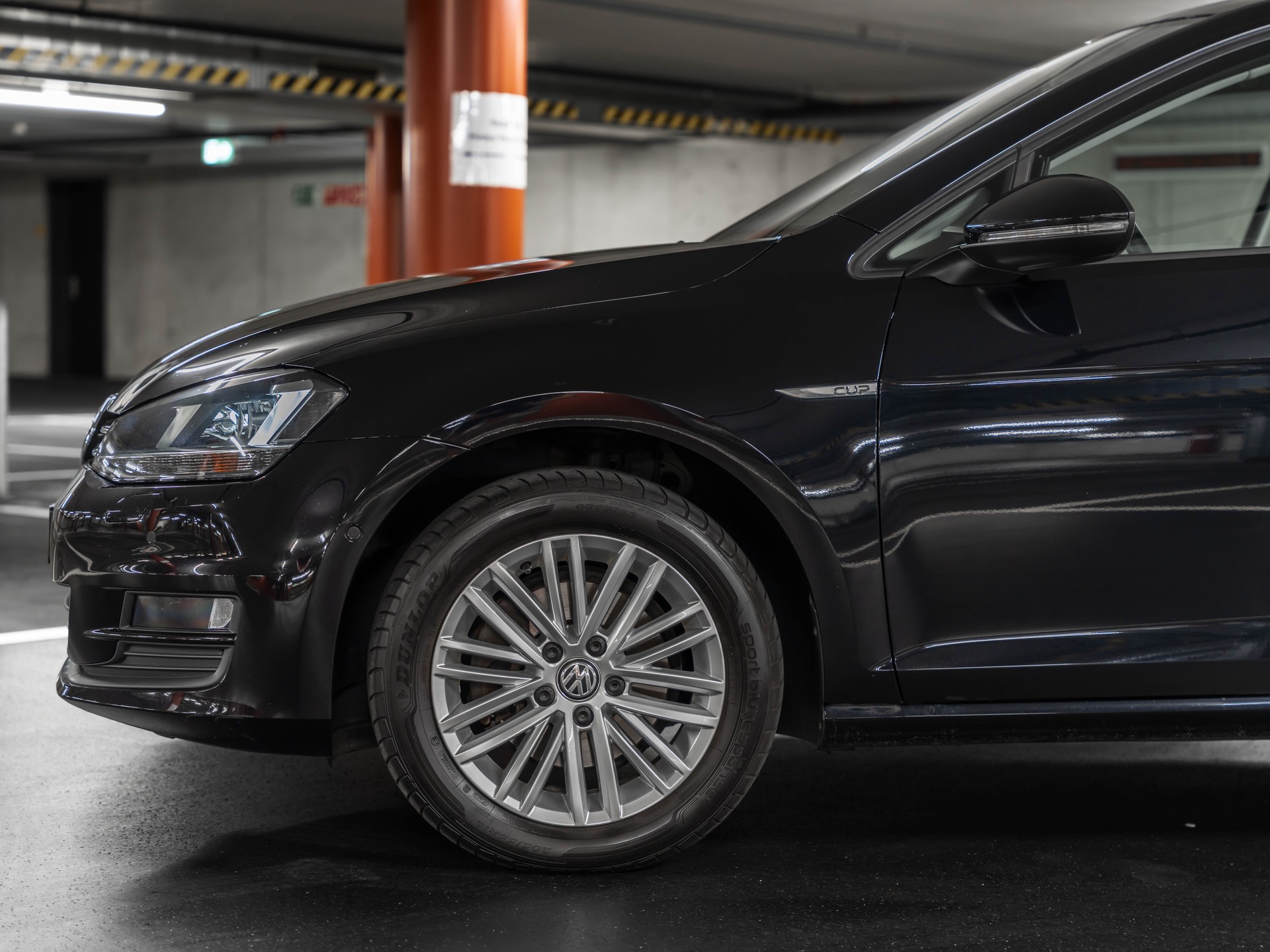 VW Golf Variant 2.0 TDI Cup 4Motion-showroom-element-2