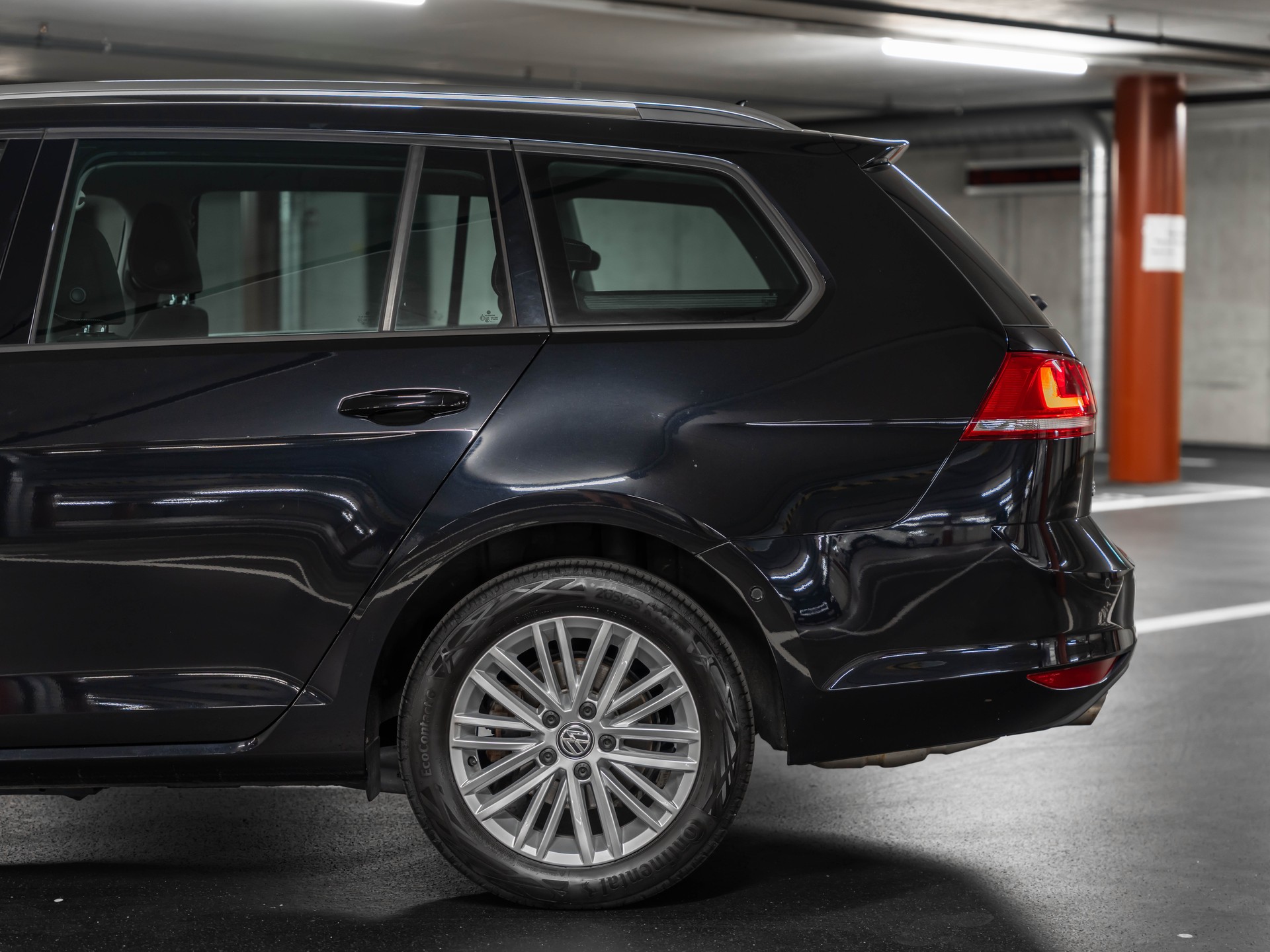 VW Golf Variant 2.0 TDI Cup 4Motion-showroom-element-3