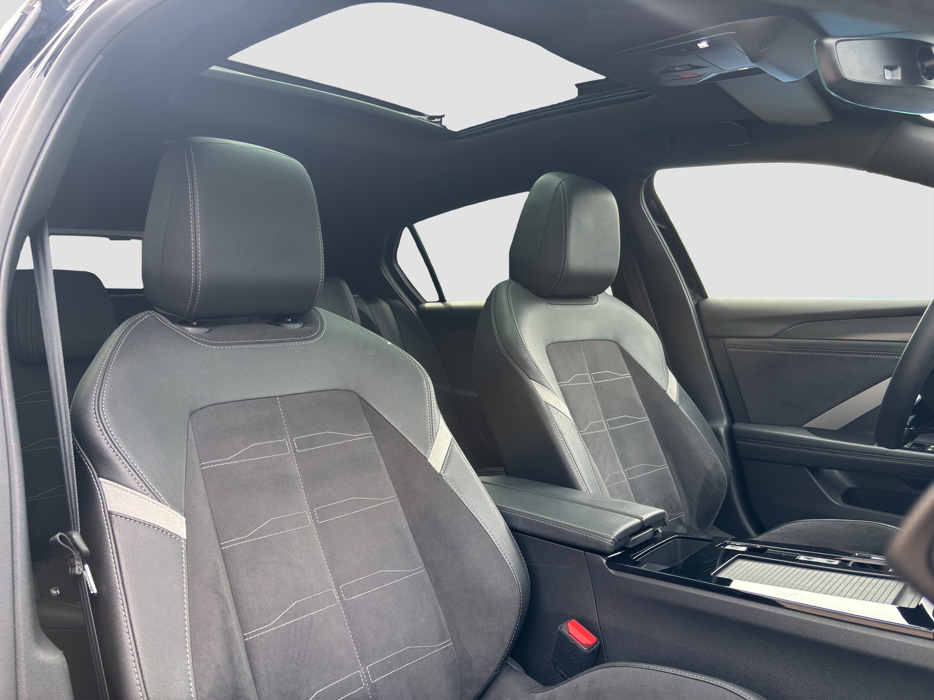 OPEL Astra 1.6 PHEV Turbo Ultimate-image-14