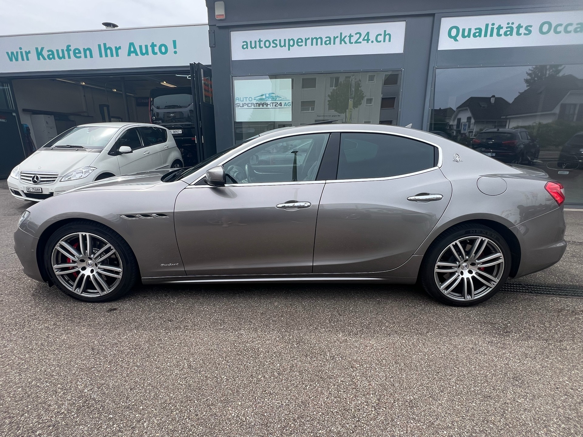 MASERATI Ghibli S Q4 3.0 V6 GranSport Automatica-showroom-element-2