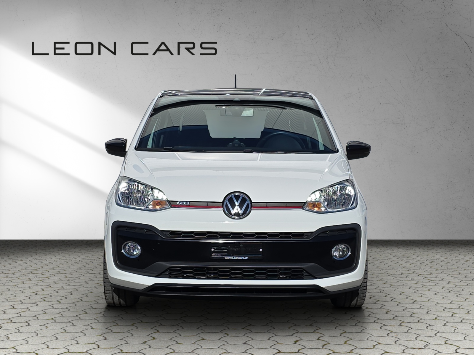 VW Up 1.0 TSI GTI-showroom-element-1