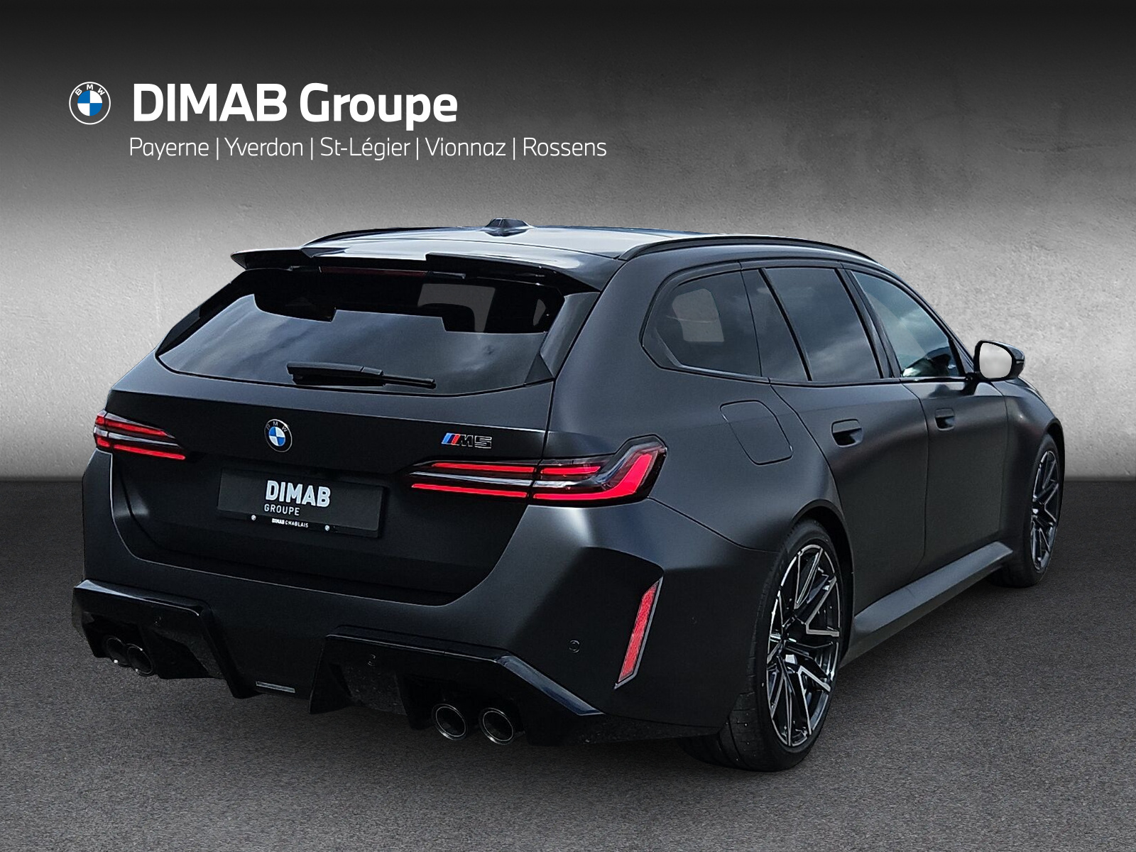 BMW M5 xDrive Touring-image-4