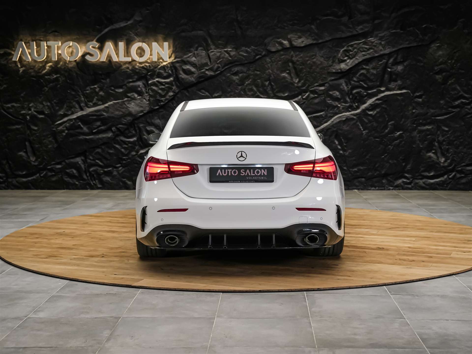 MERCEDES-BENZ A35 AMG 4Matic+ 8G-DCT *Limousine*Aero-Paket*Werksgarantie*Digital Light*-showroom-element-3