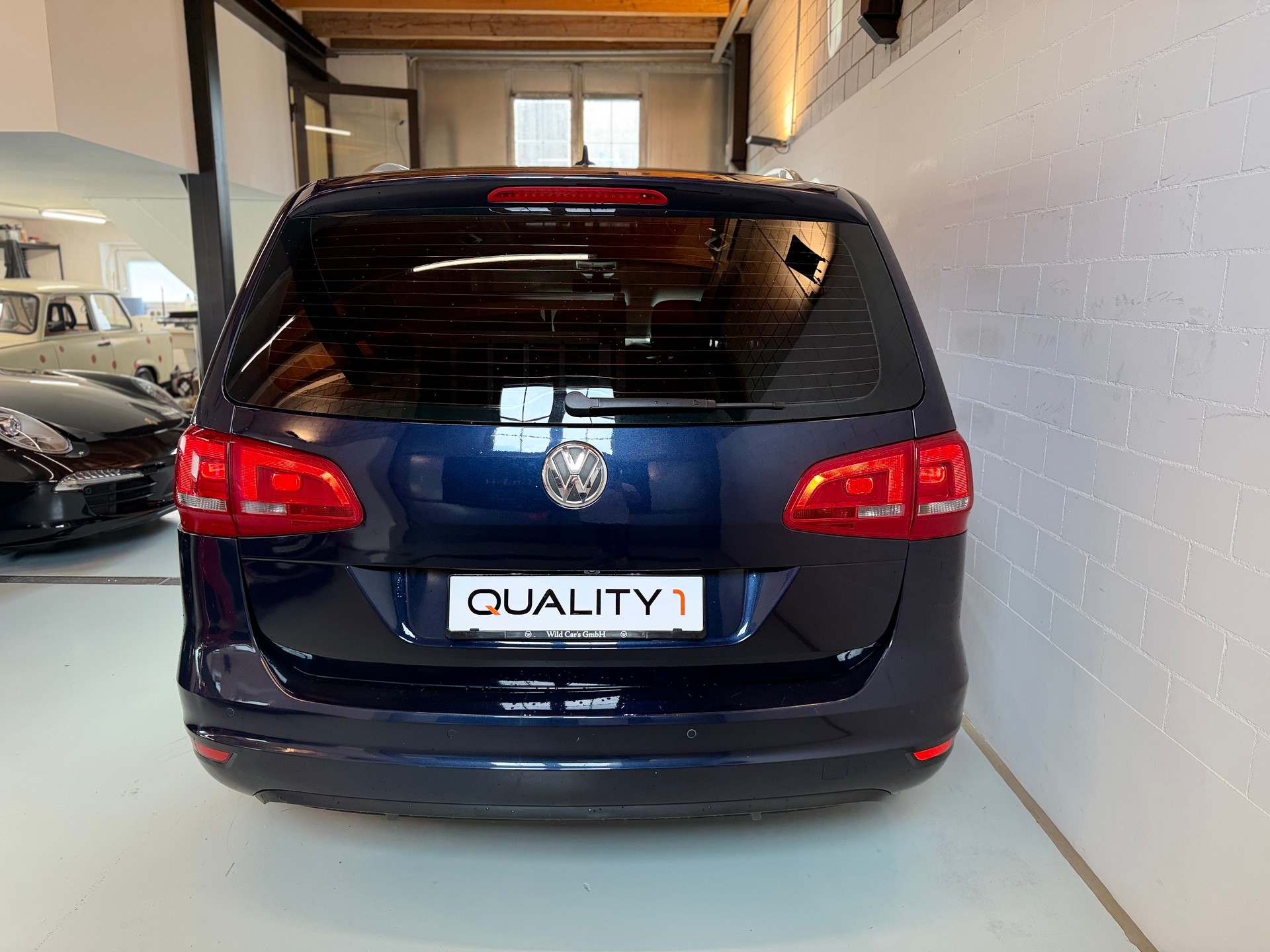 VW Sharan 2.0 TDI BlueMotion Technology Highline DSG-image-4