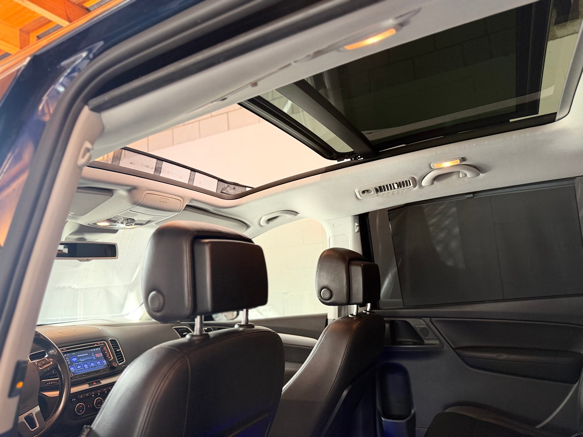 VW Sharan 2.0 TDI BlueMotion Technology Highline DSG-image-9