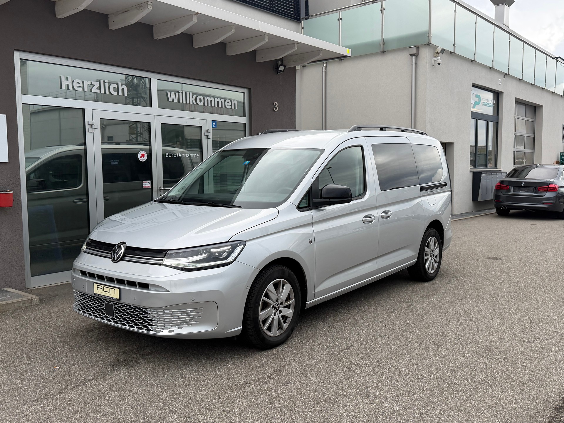 VW Caddy Maxi 2.0 TDI Life DSG-showroom-element-2
