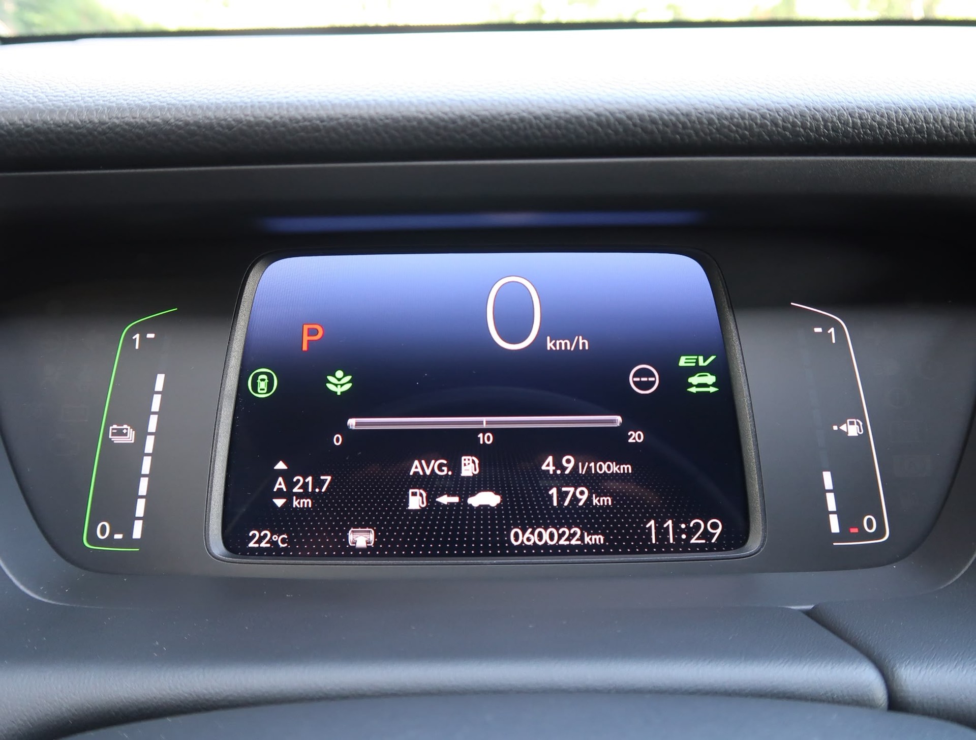 HONDA Jazz 1.5i-MMD Executive E-CVT-image-25