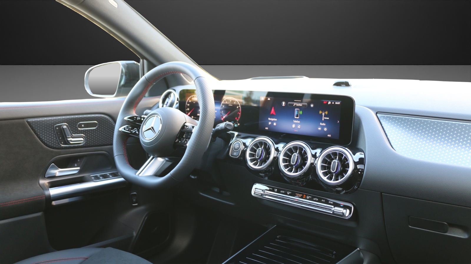 MERCEDES-BENZ GLA 250 4MATIC Swiss Star-image-4