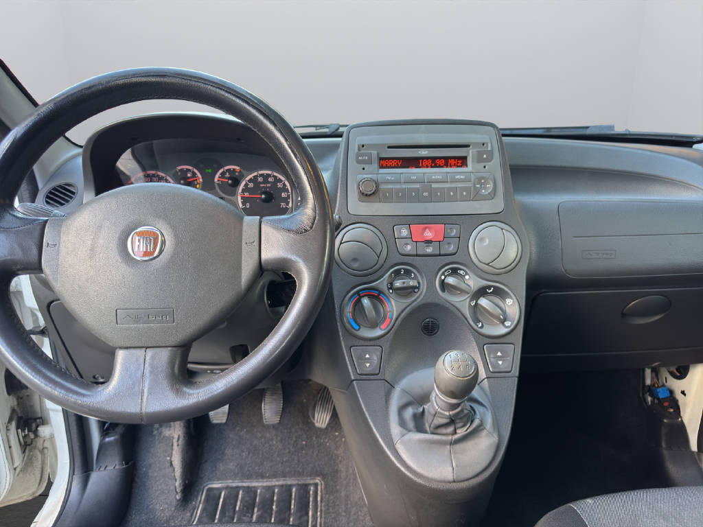 FIAT Panda 1.2 69 Dynamic-image-10