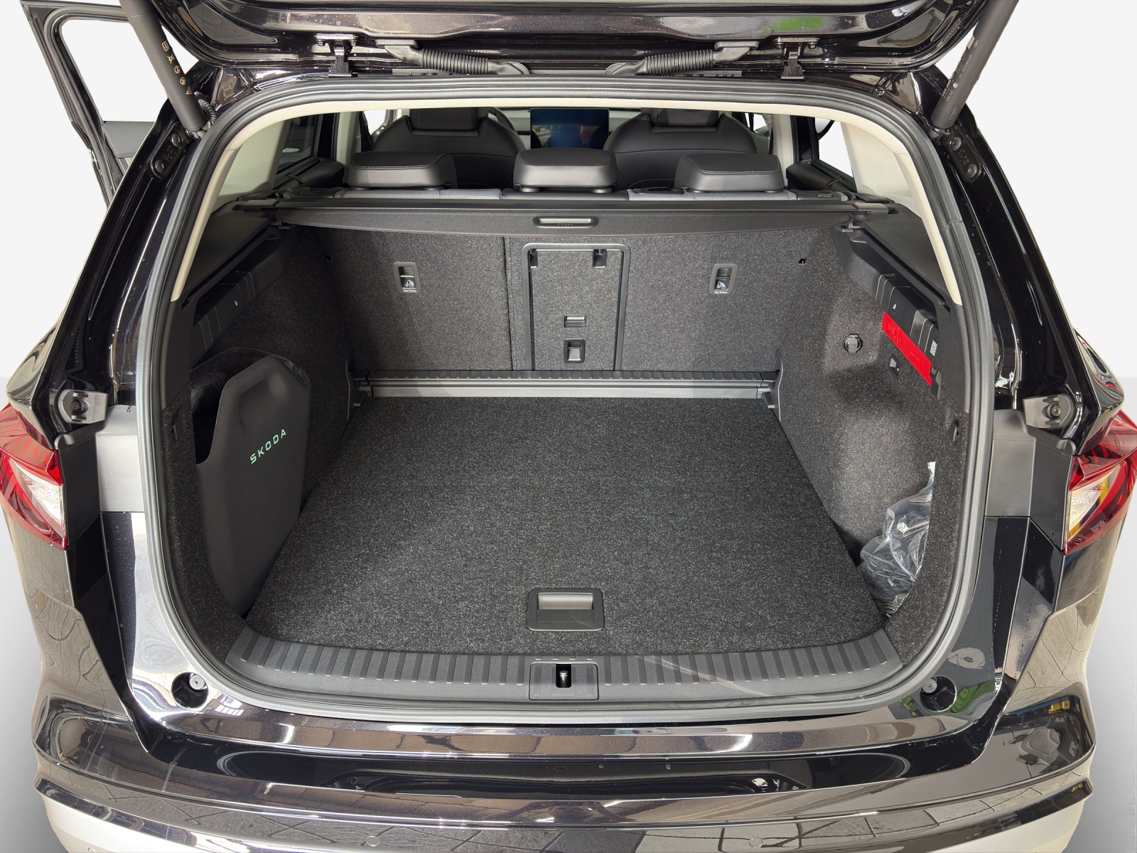 SKODA Enyaq 85x Dynamic 4x4-image-12