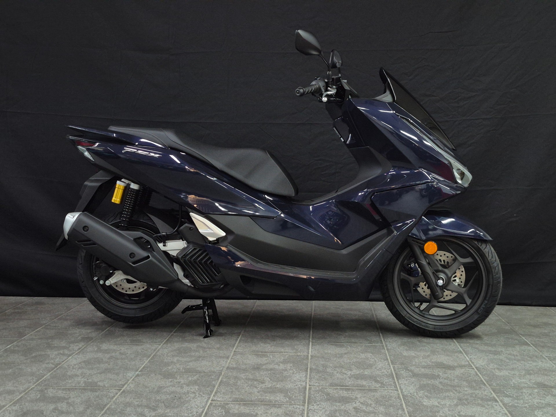 HONDA PCX 125 DX TFT. connectivity-image-13