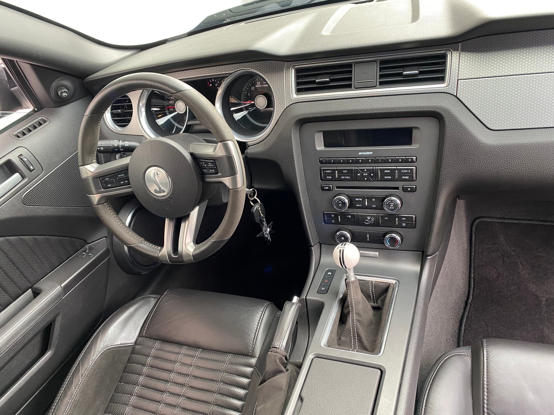FORD Shelby GT500-image-11