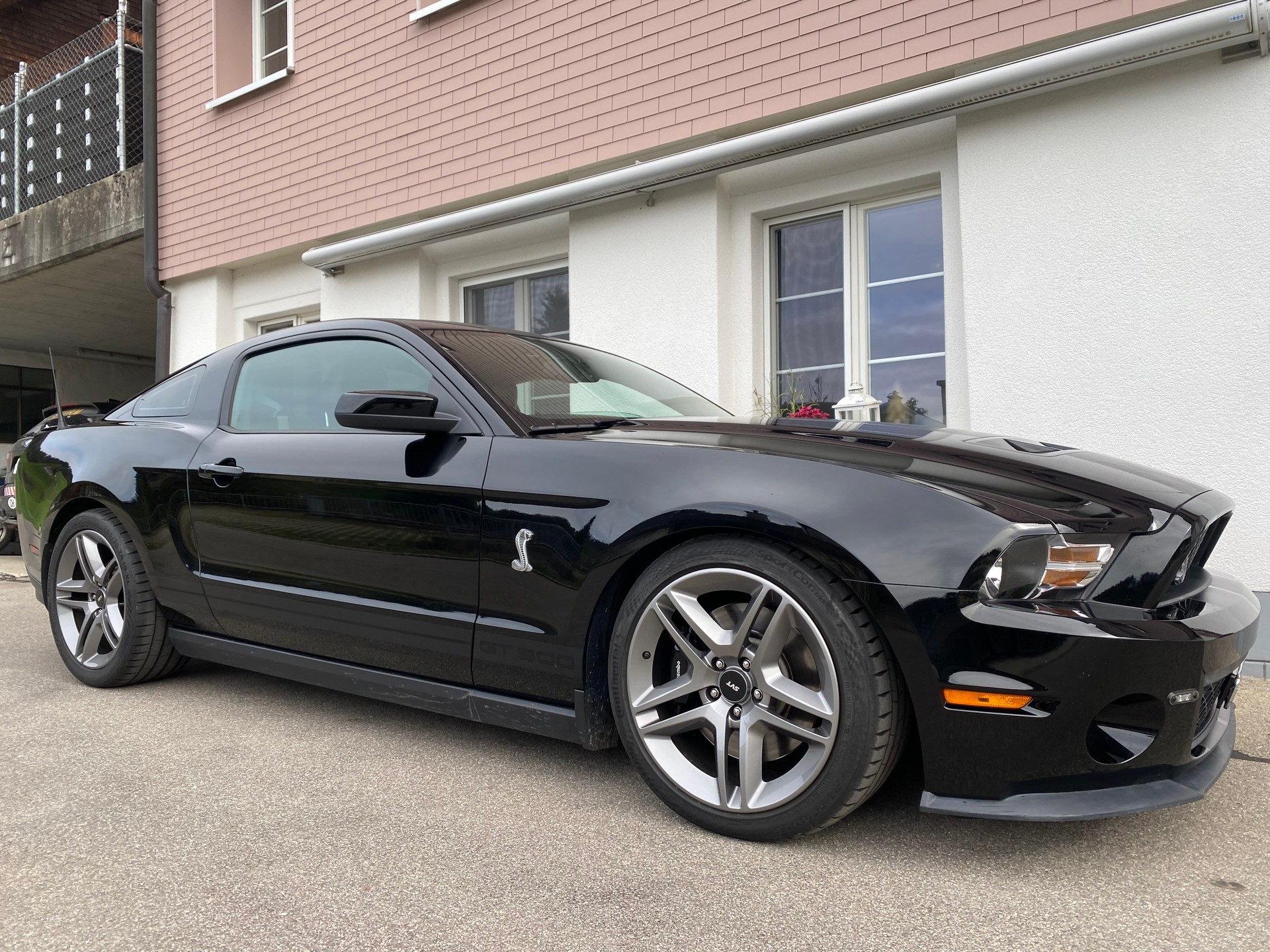 FORD Shelby GT500-image-1