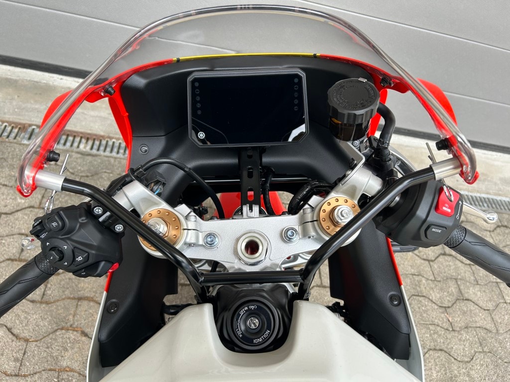 YAMAHA XSR 900 GP-image-10