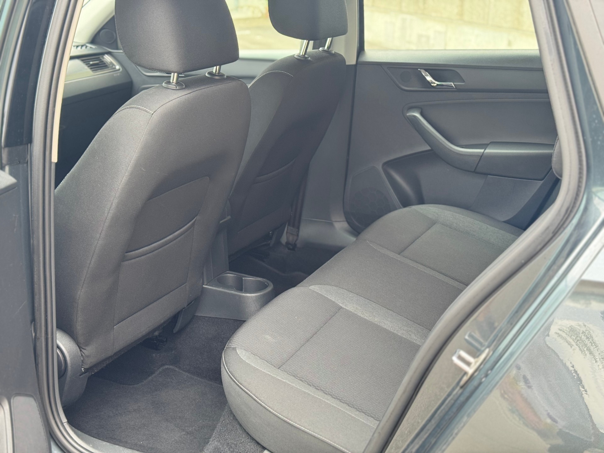 SKODA Rapid Spaceback 1.4 TSI Elegance DSG-image-16