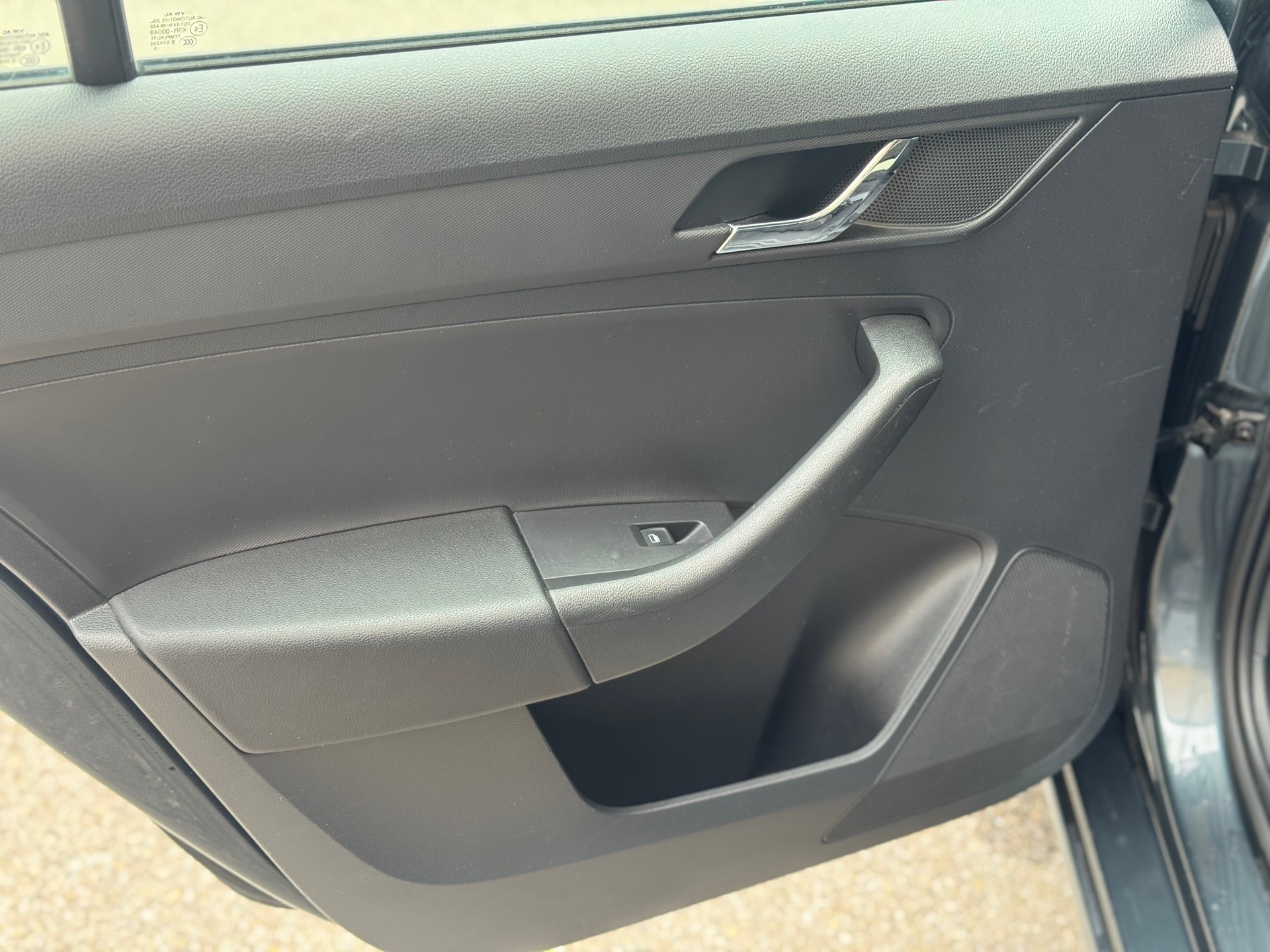 SKODA Rapid Spaceback 1.4 TSI Elegance DSG-image-14
