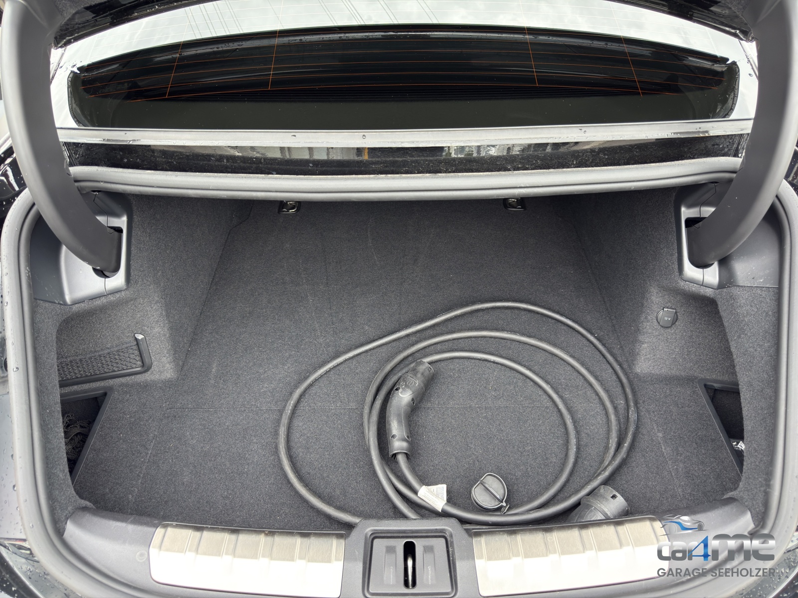 AUDI e-tron GT quattro-image-4