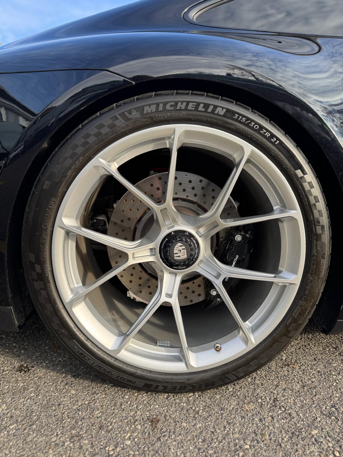 PORSCHE 911 GT3 Touring PDK-image-9