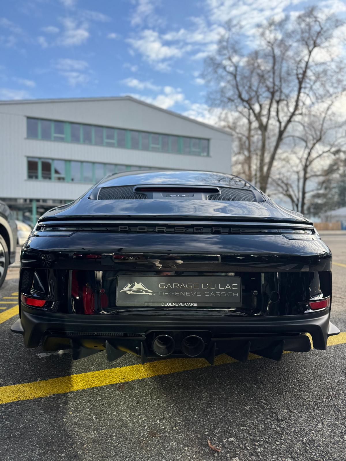 PORSCHE 911 GT3 Touring PDK-image-5