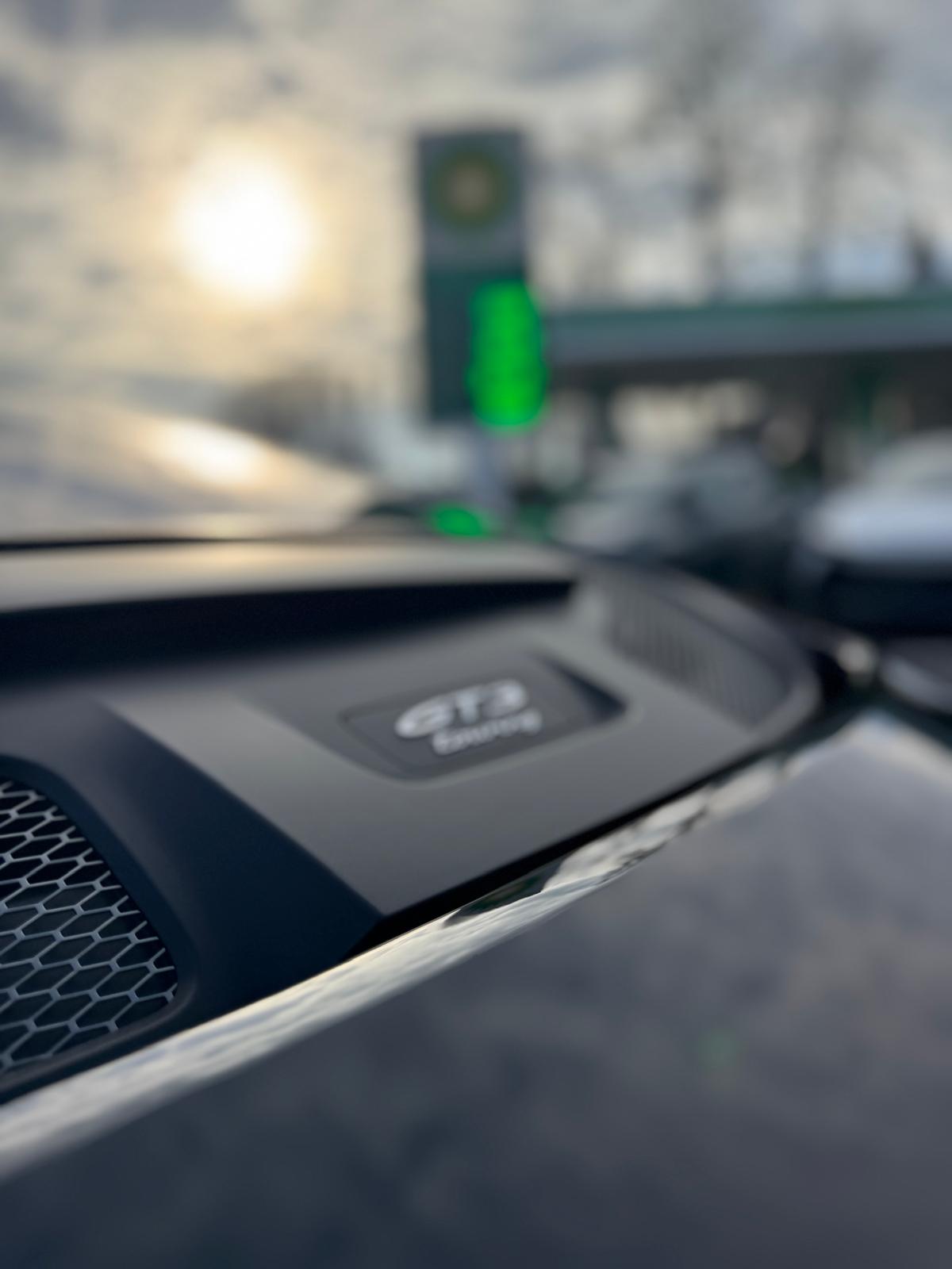PORSCHE 911 GT3 Touring PDK-image-7