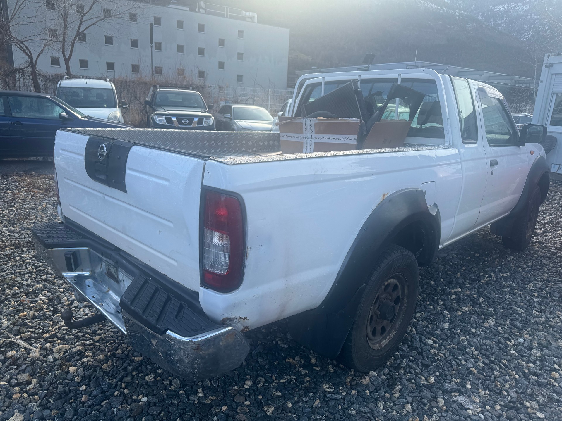 NISSAN King Cab Challenge 2.5 Di 4x4-image-7