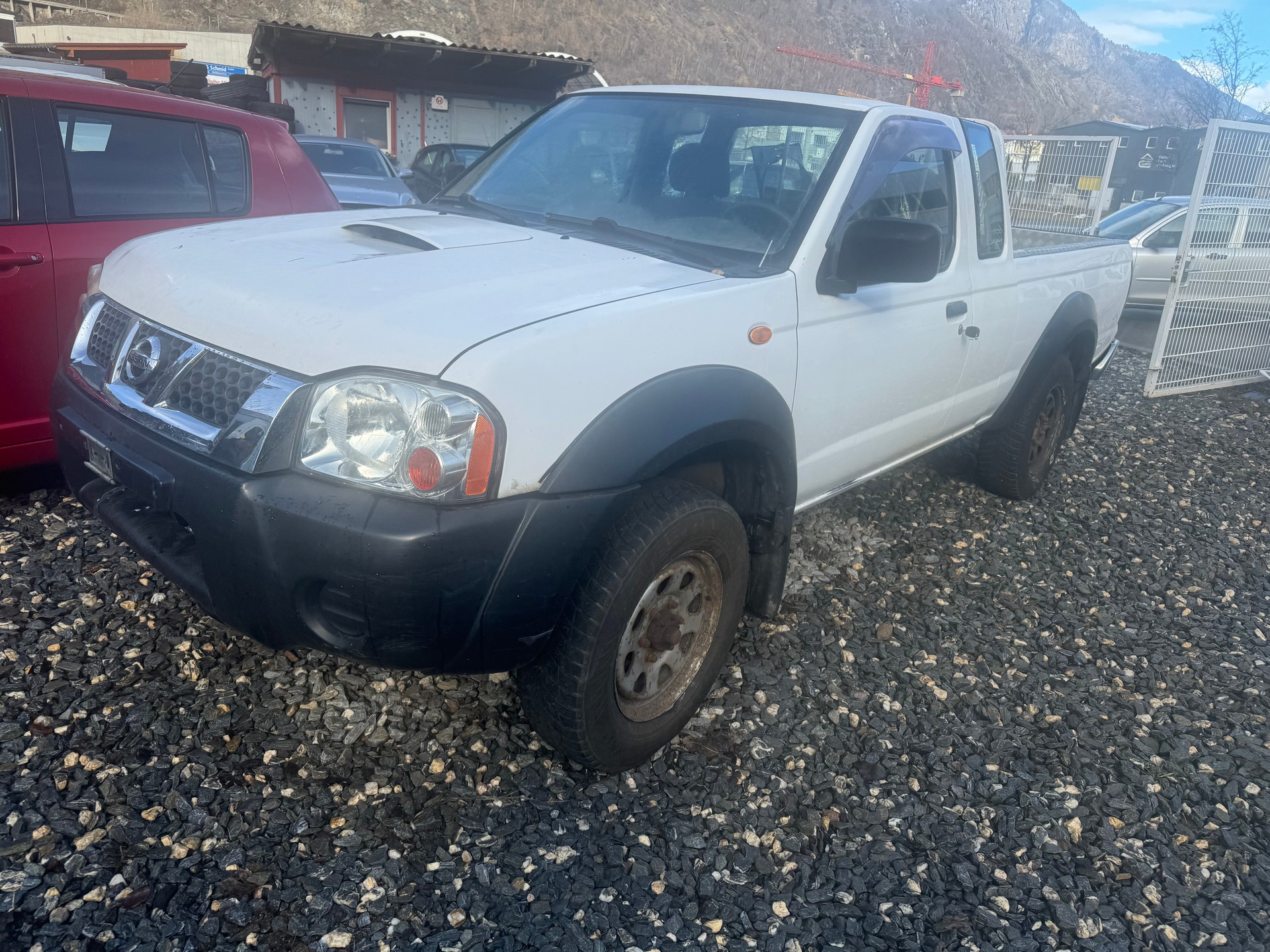 NISSAN King Cab Challenge 2.5 Di 4x4-image-2