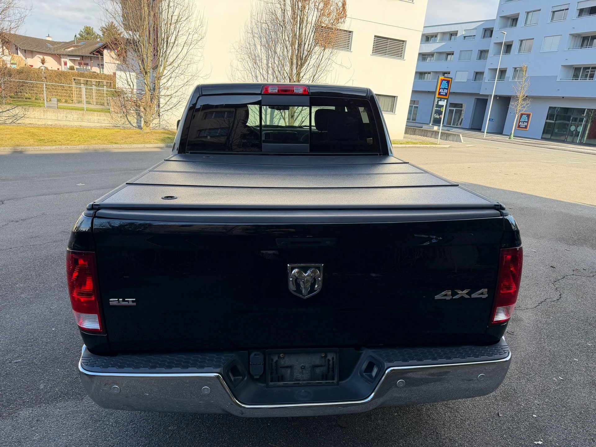 DODGE 1500 SLT-showroom-element-3