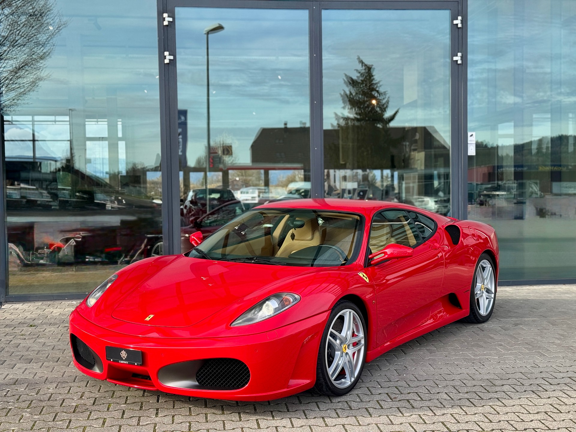 FERRARI F430-showroom-element-2