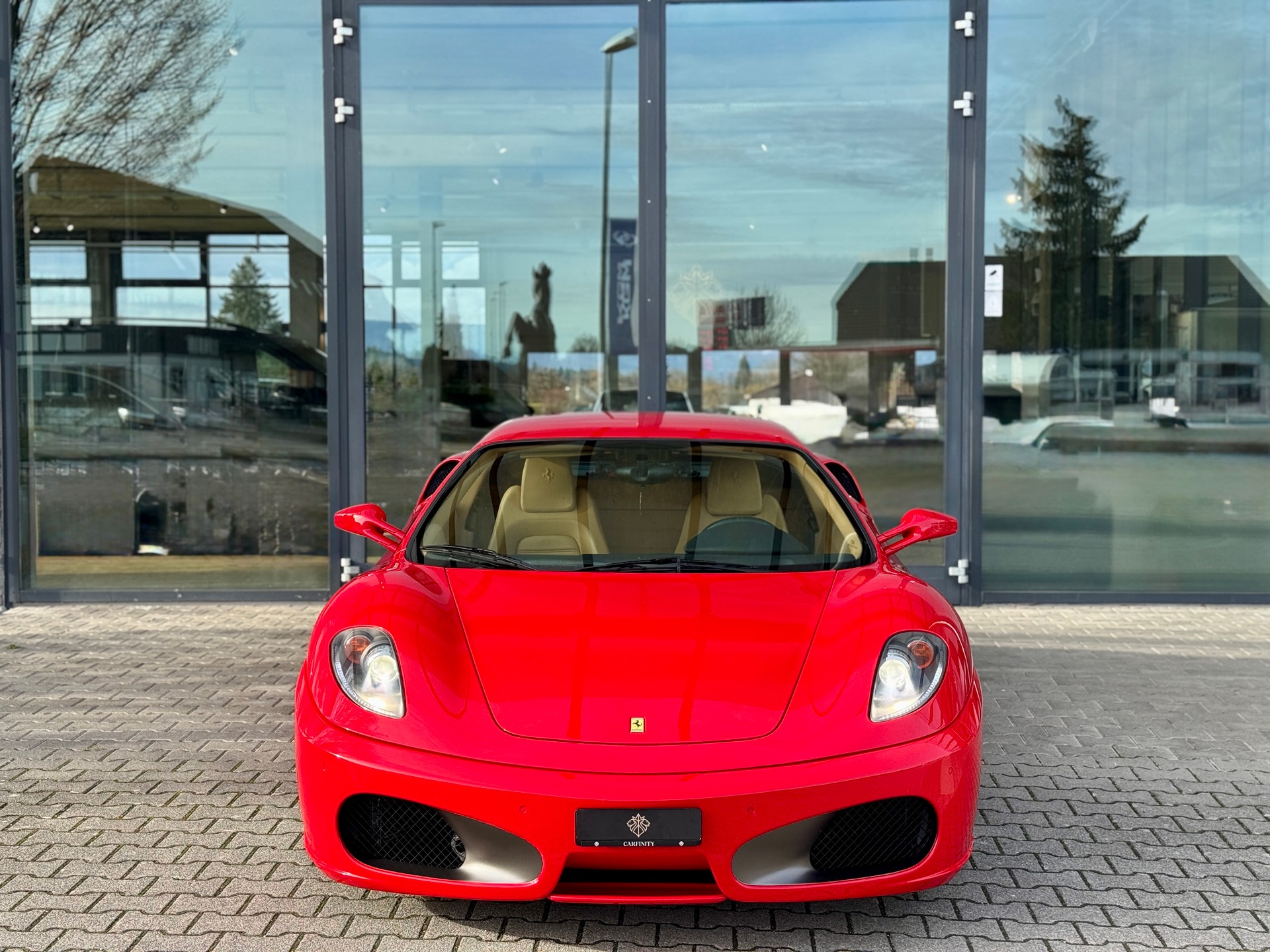 FERRARI F430-showroom-element-1