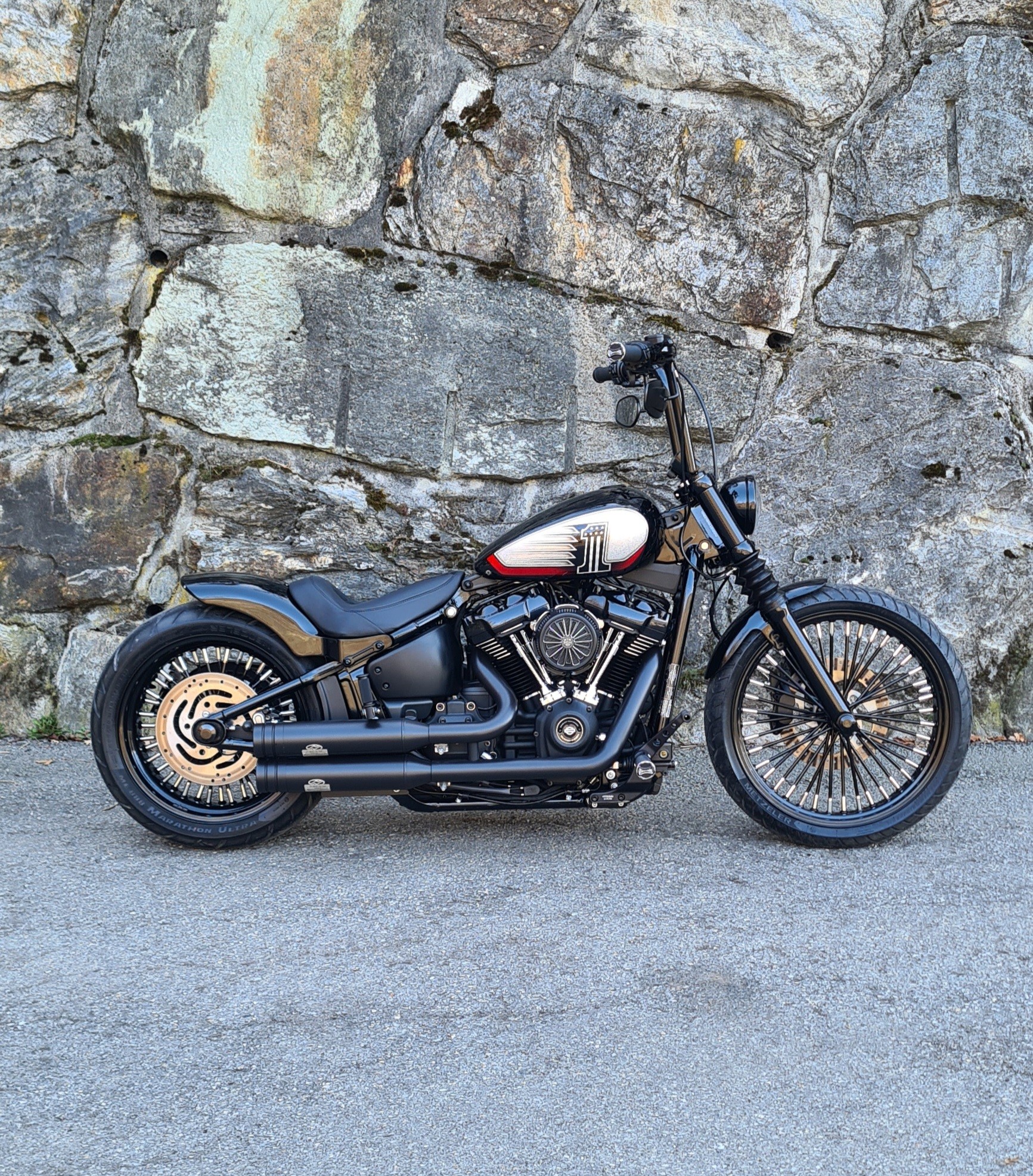 HARLEY-DAVIDSON FXBB Street Bob 107 ABS-image-0