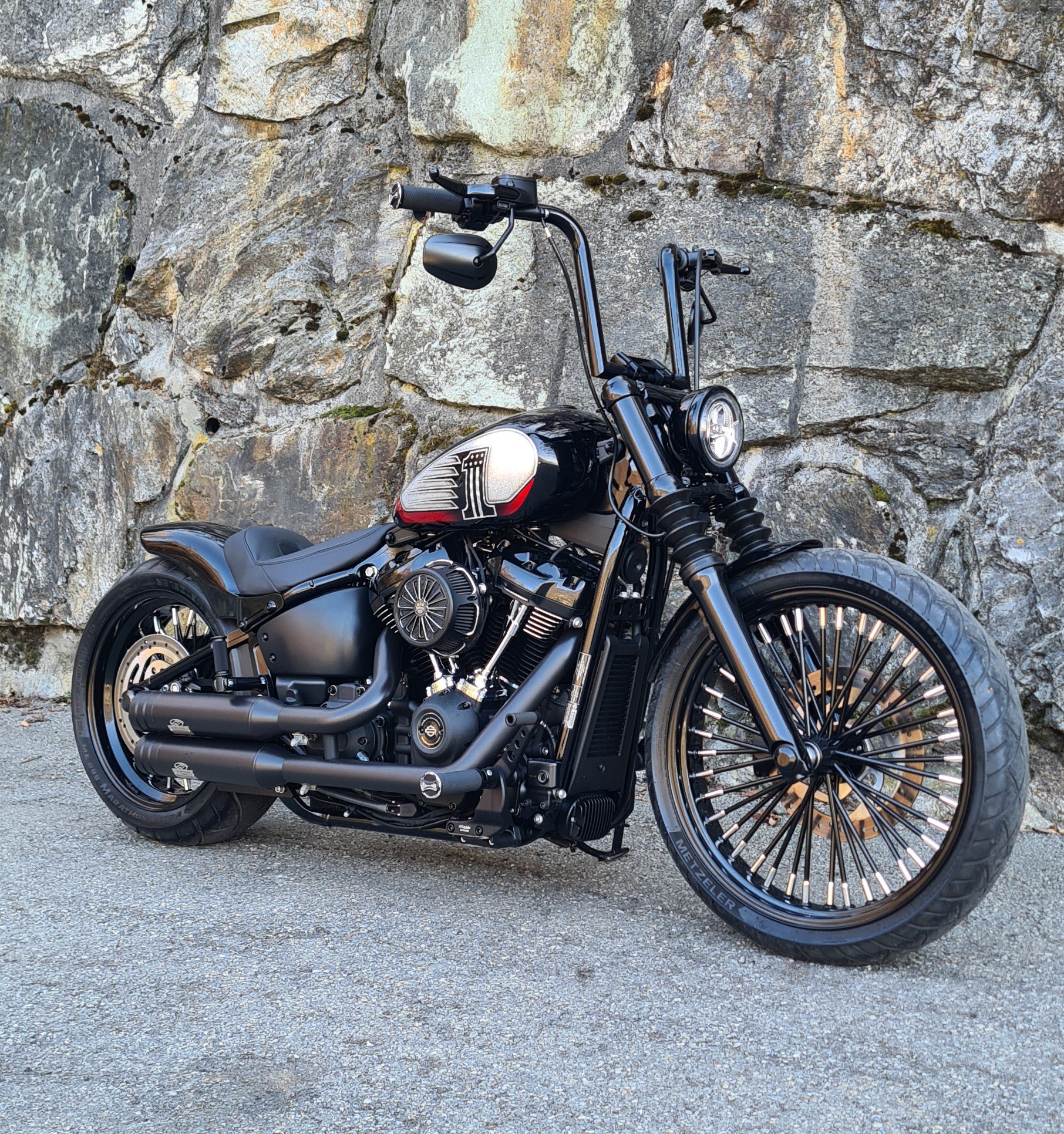 HARLEY-DAVIDSON FXBB Street Bob 107 ABS-image-1