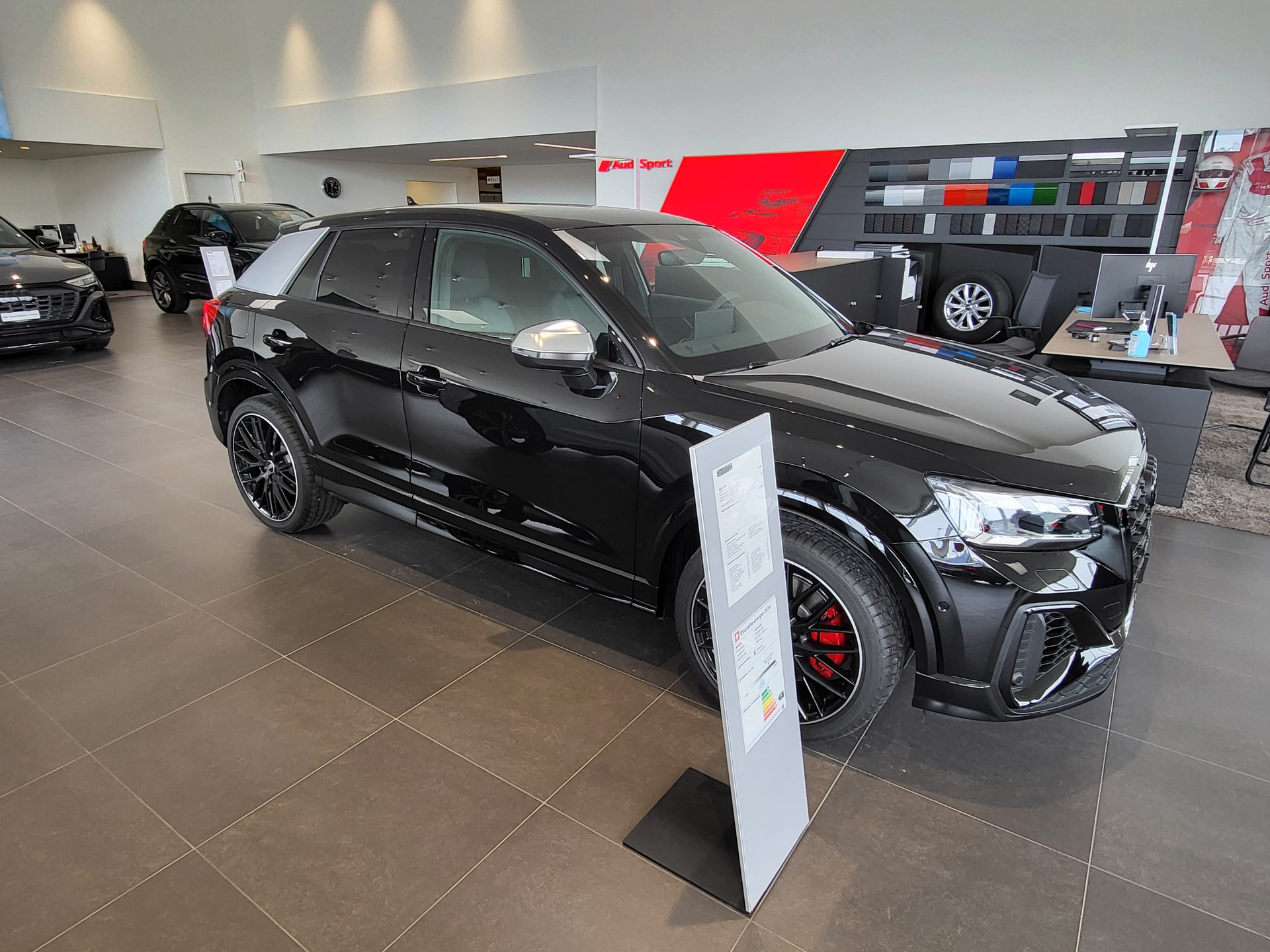 AUDI SQ2 TFSI quattro S-tronic-image-5
