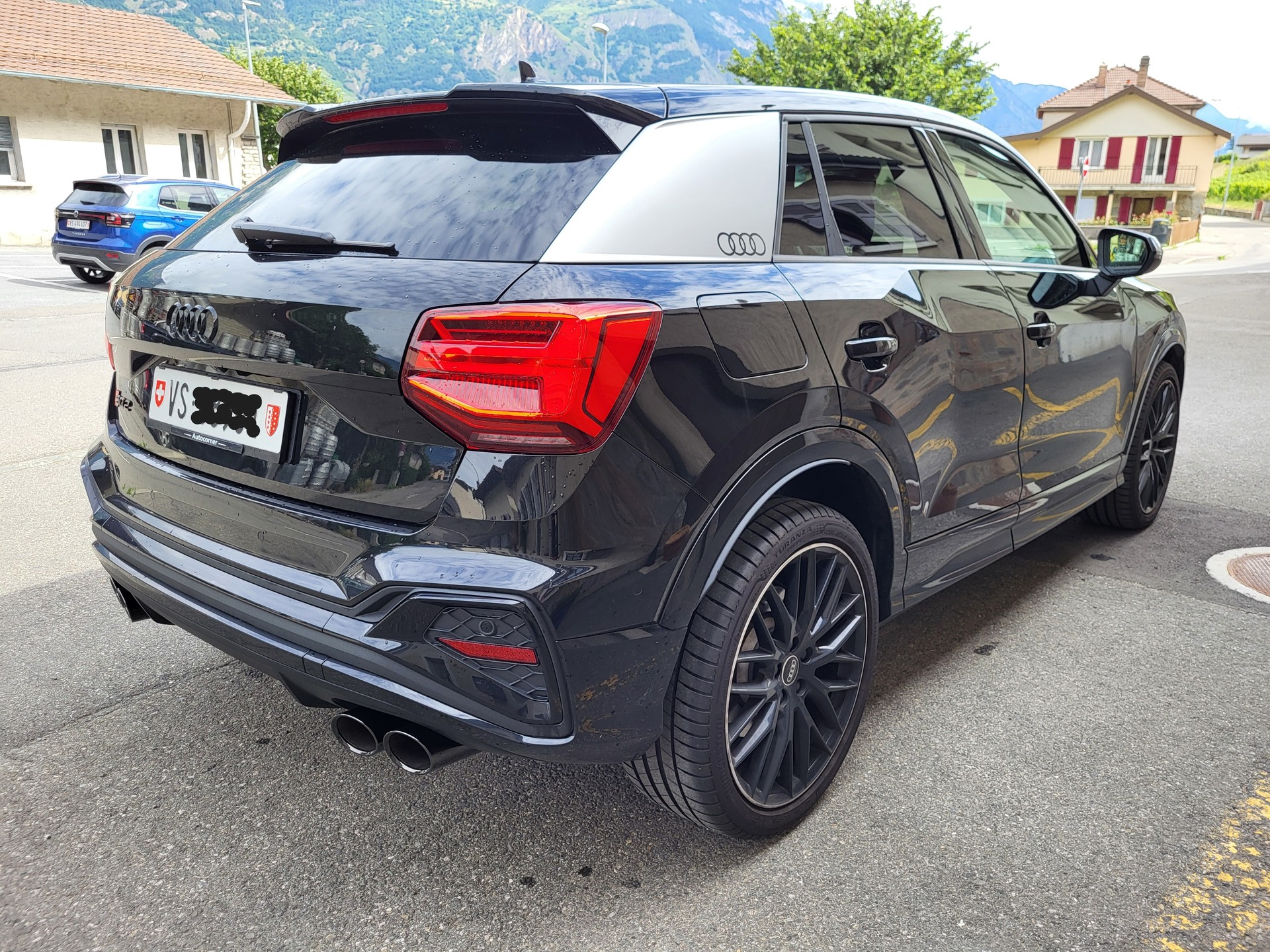 AUDI SQ2 TFSI quattro S-tronic-image-3