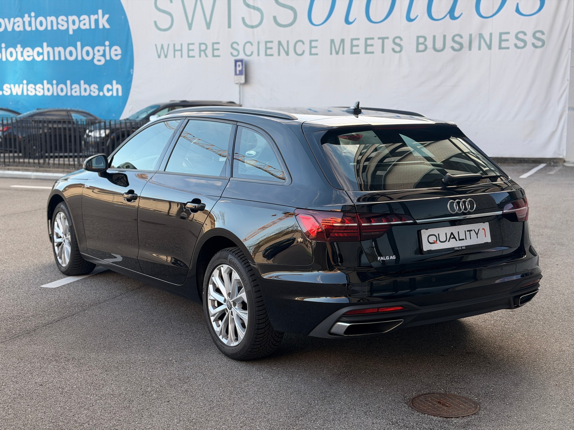 AUDI A4 Avant 35 TDI S-tronic-showroom-element-3