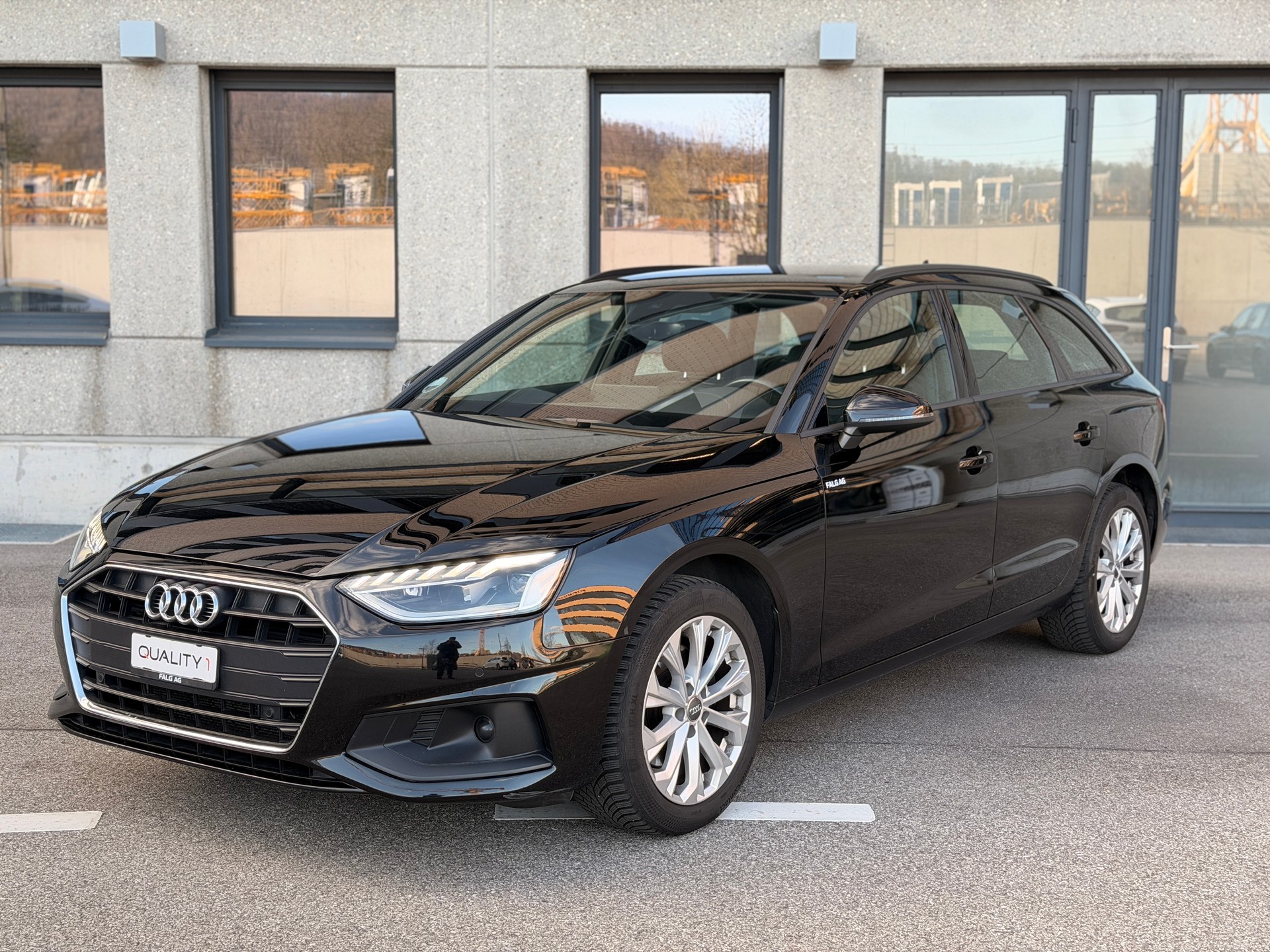 AUDI A4 Avant 35 TDI S-tronic