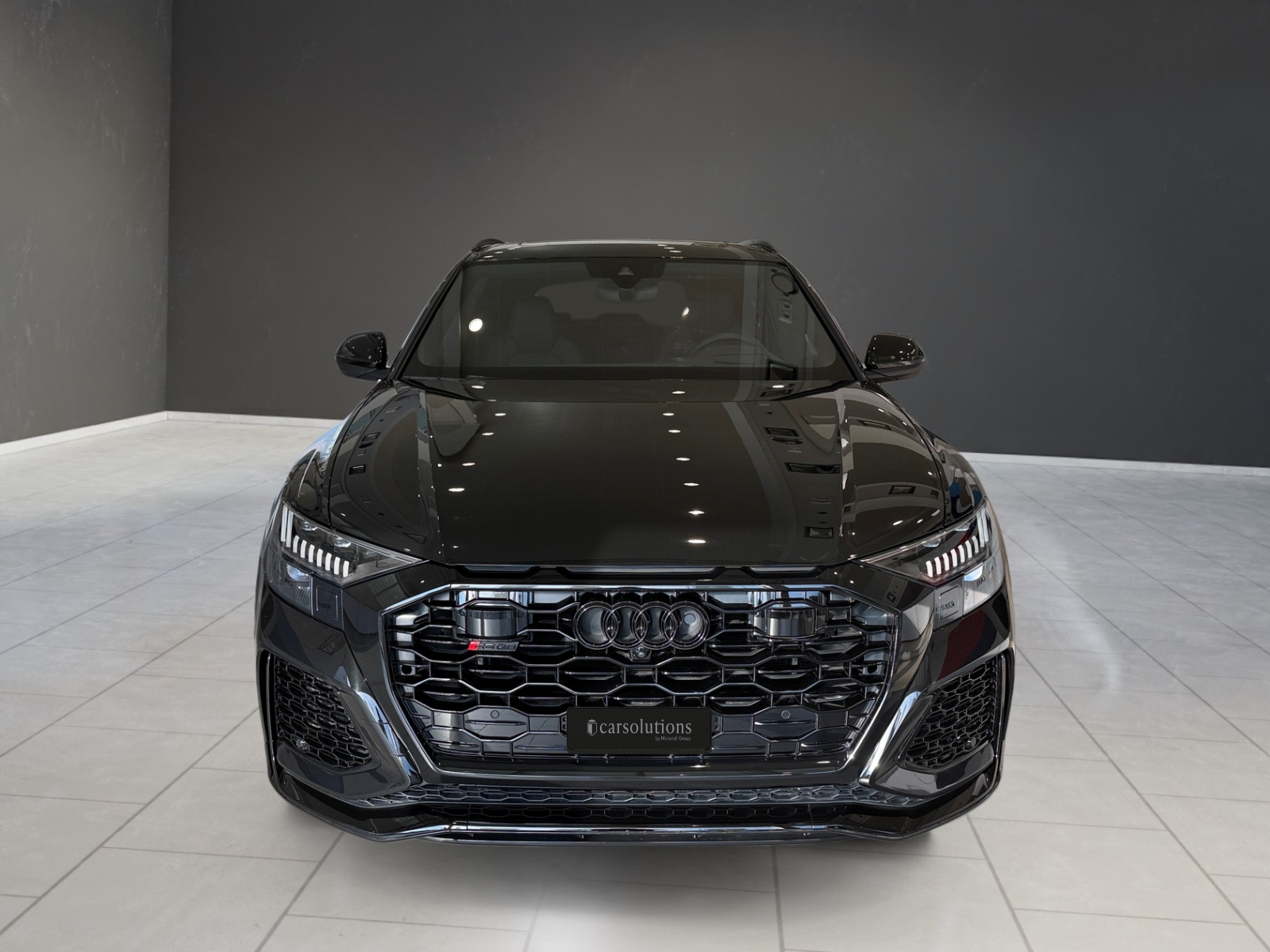 AUDI RSQ8 quattro tiptronic-showroom-element-3