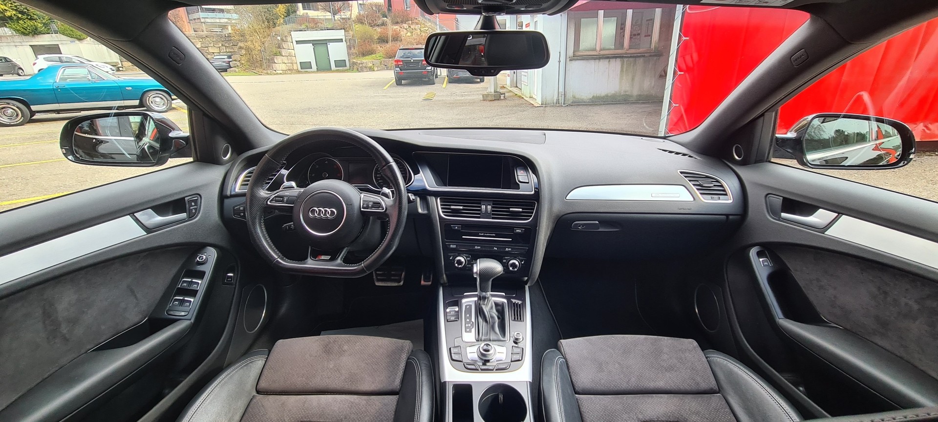 AUDI A4 Avant 2.0 TDI quattro S-tronic S-Line-image-14