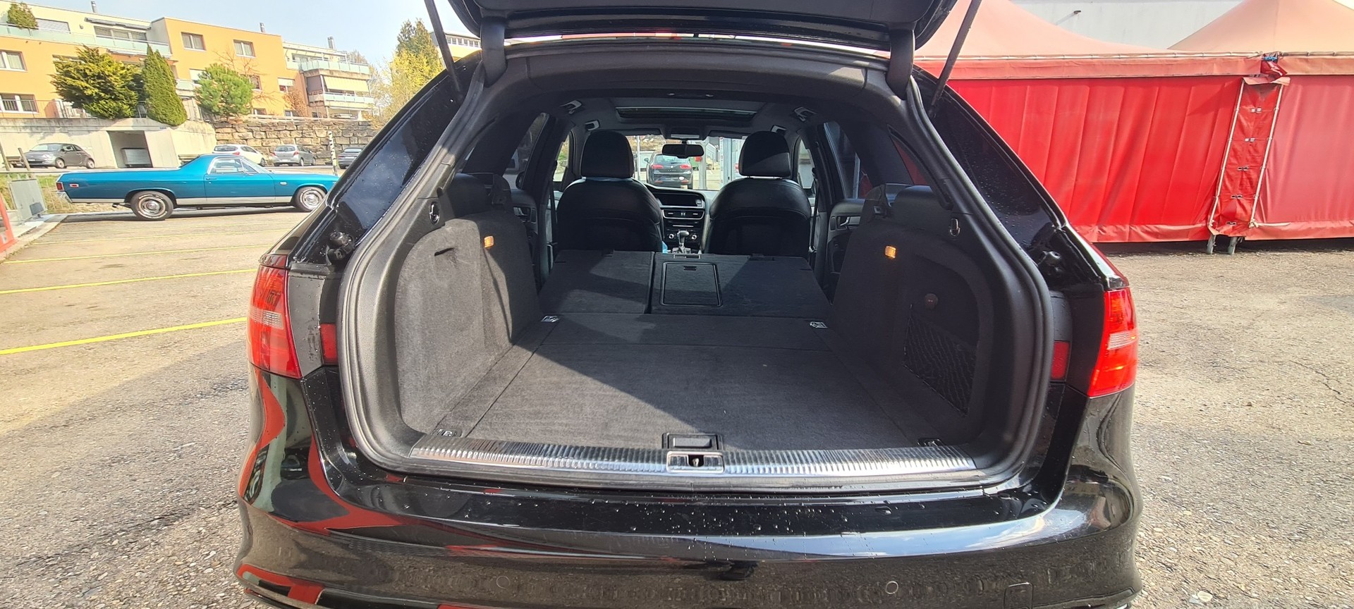 AUDI A4 Avant 2.0 TDI quattro S-tronic S-Line-image-11