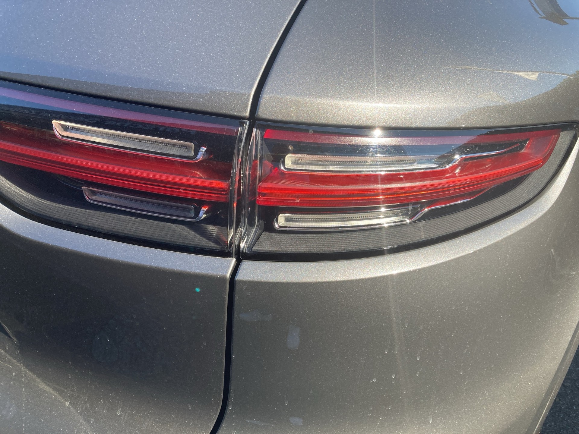 PORSCHE Cayenne S-image-22