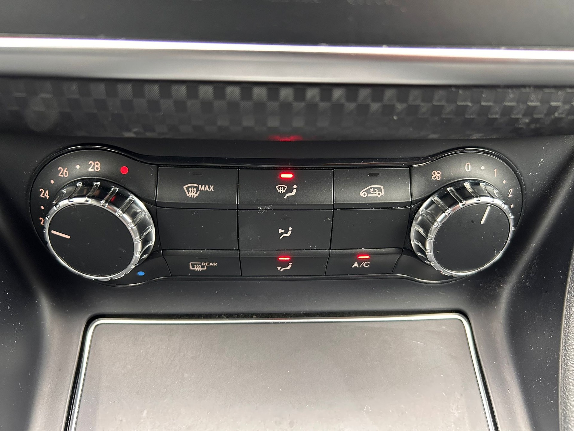 MERCEDES-BENZ A 200 CDI Night Star-image-23