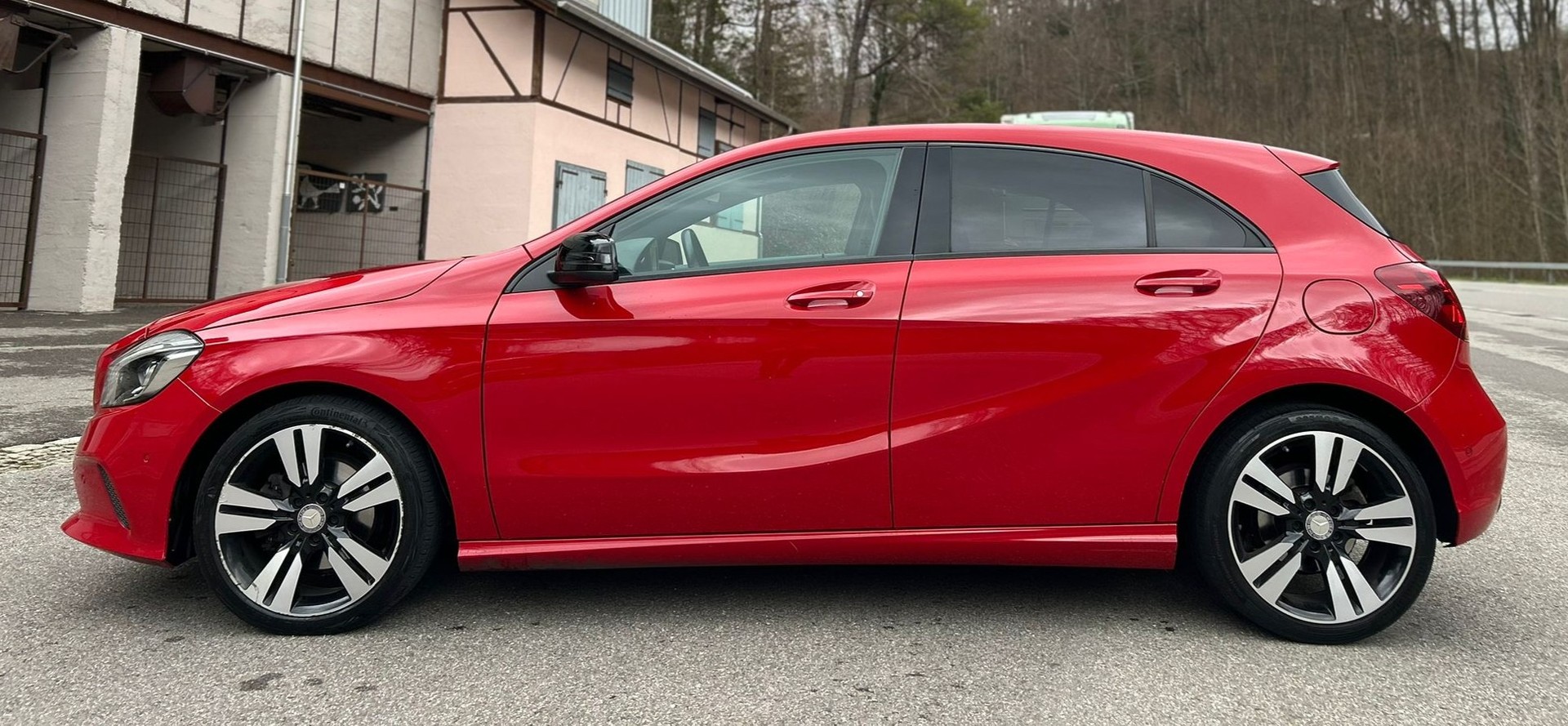MERCEDES-BENZ A 200 CDI Night Star-showroom-element-1