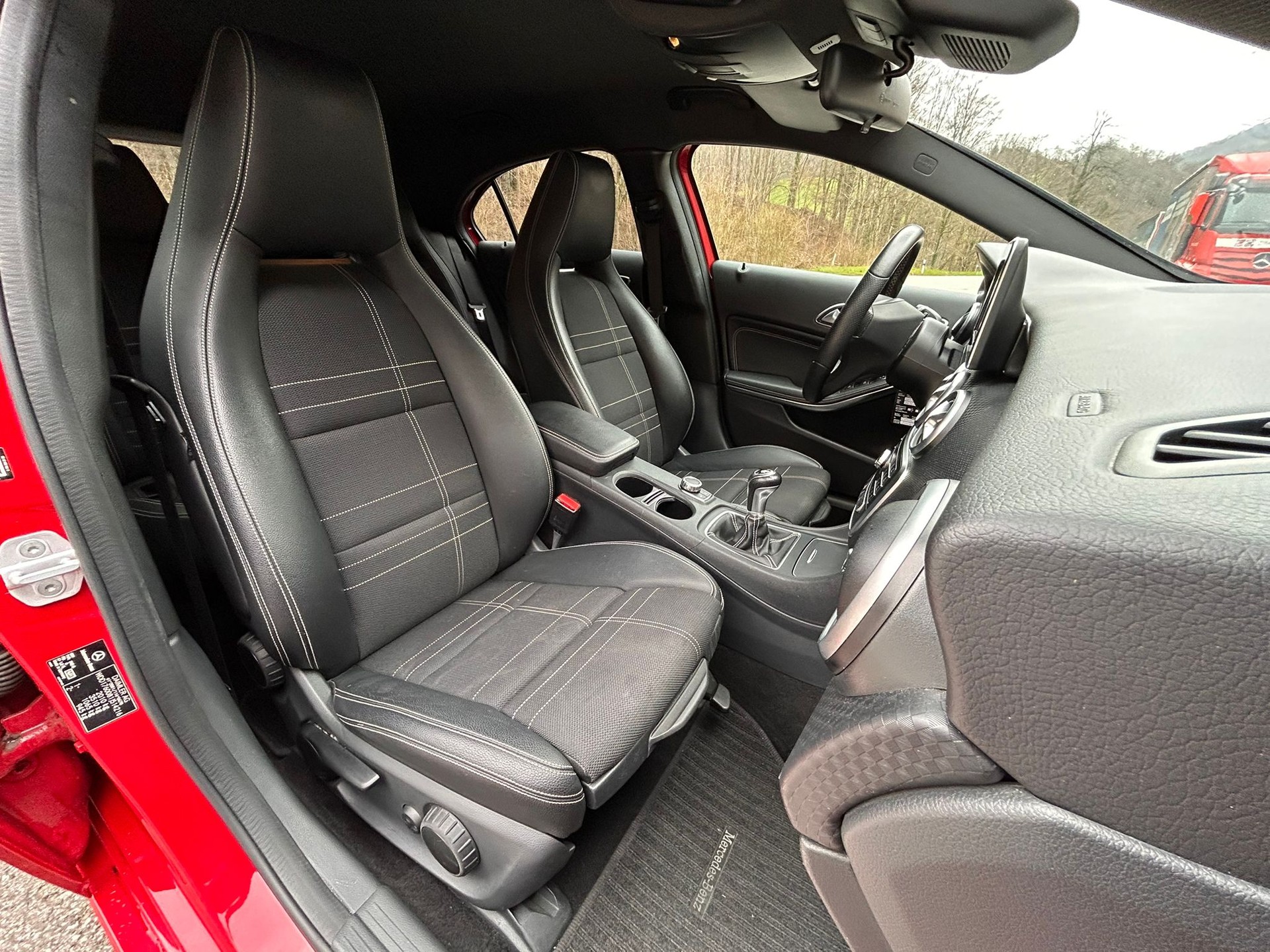 MERCEDES-BENZ A 200 CDI Night Star-image-11