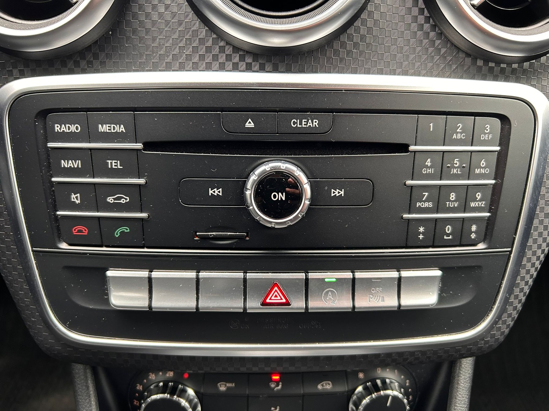 MERCEDES-BENZ A 200 CDI Night Star-image-24