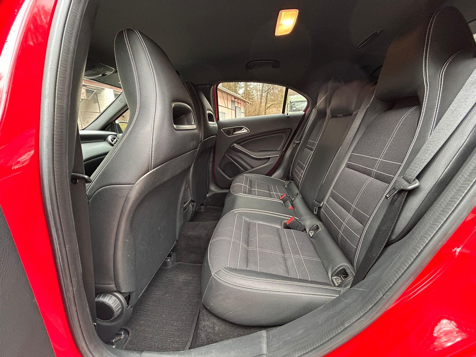 MERCEDES-BENZ A 200 CDI Night Star-image-12