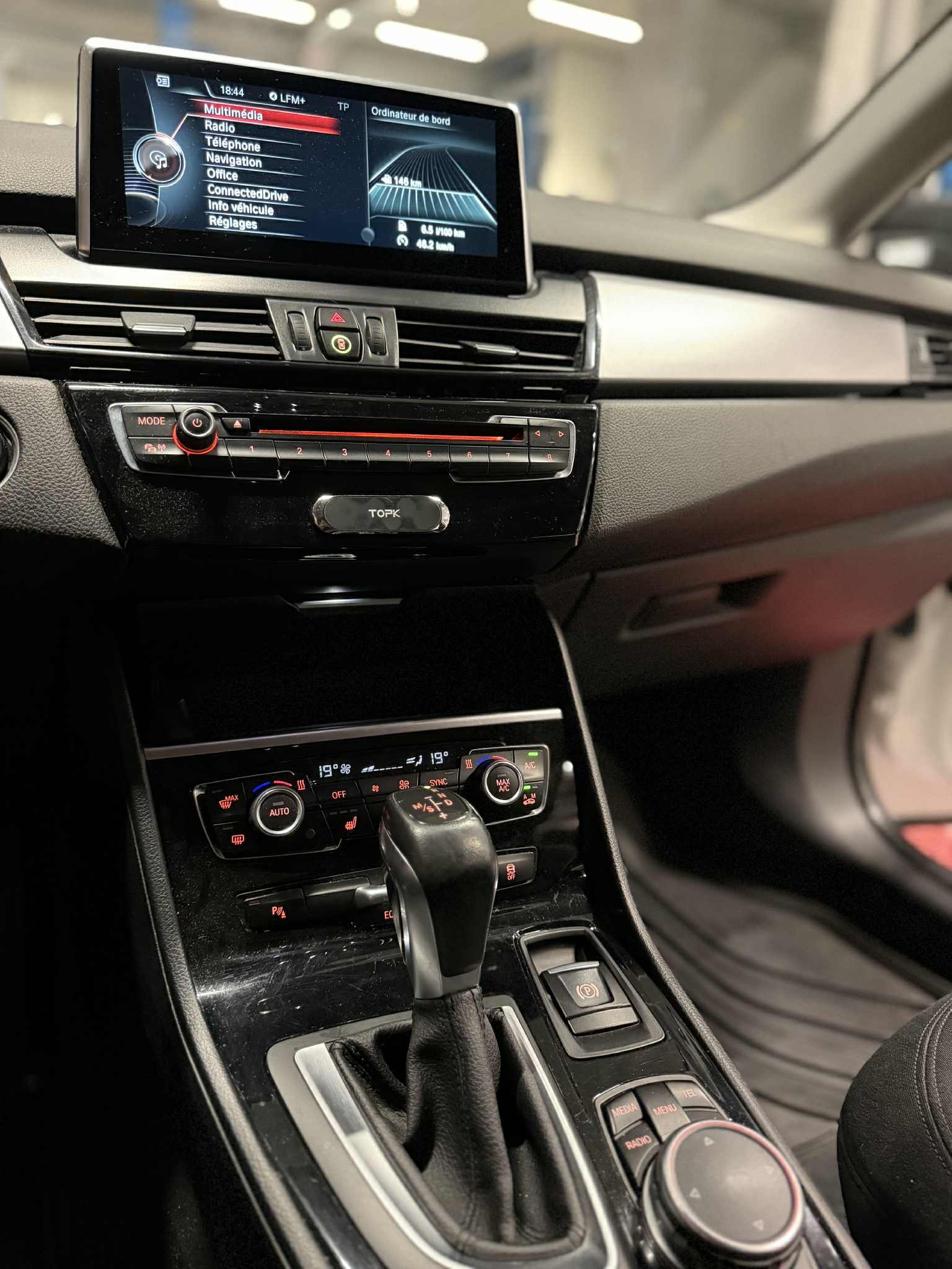 BMW 220d xDrive Active Tourer Luxury Line Steptronic-image-11