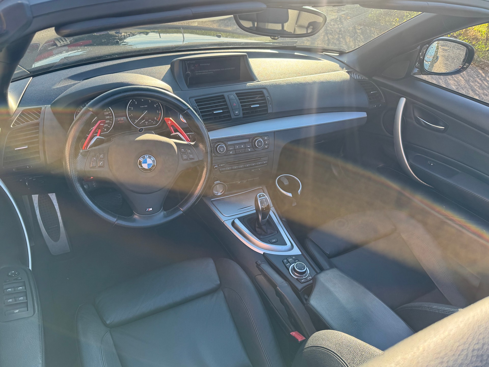 BMW 135i Cabrio DSG-image-5